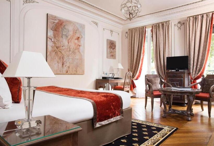 Prestige Triple Room, & Spa De Latour Maubourg