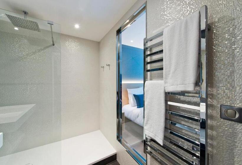 اتاق سوپریور با تخت بزرگ, Golden Tulip Sophia Antipolis   Hotel & Spa
