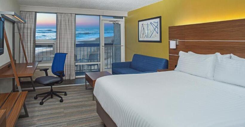 اتاق استاندارد با تخت بزرگ, Holiday Inn Express Nags Head Oceanfront