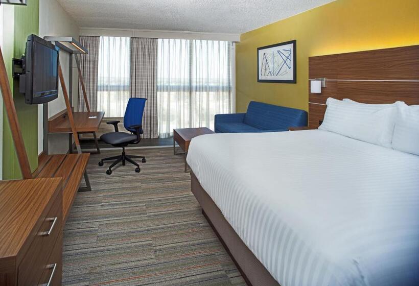 اتاق استاندارد با تخت بزرگ برای معلولان, Holiday Inn Express Nags Head Oceanfront, An Ihg