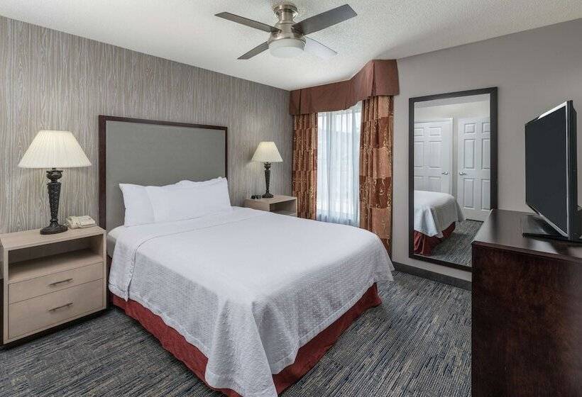 Suite Adaptada para personas con movilidad reducida, Homewood Suites By Hilton Chicago  Schaumburg