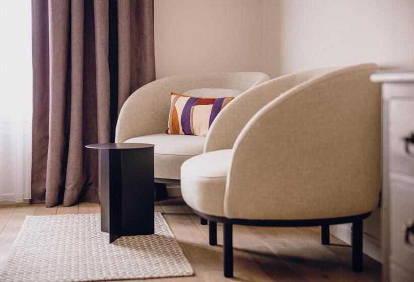 اتاق لوکس, Hostellerie Cèdre & Spa Beaune