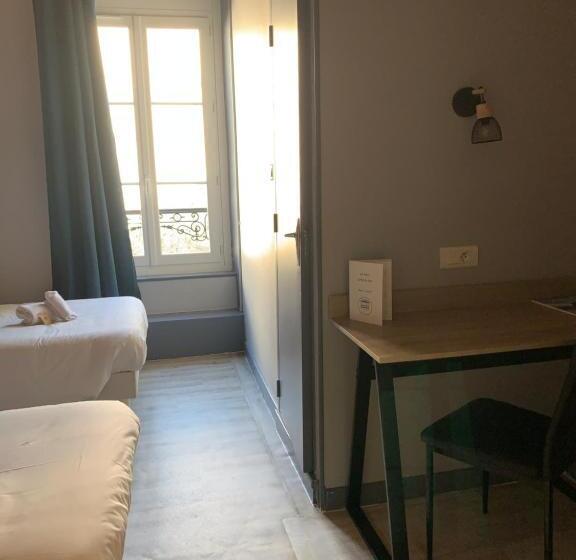 اتاق استاندارد با چشم‌انداز باغ, Hôtel & Restaurant Le Patio Vichy