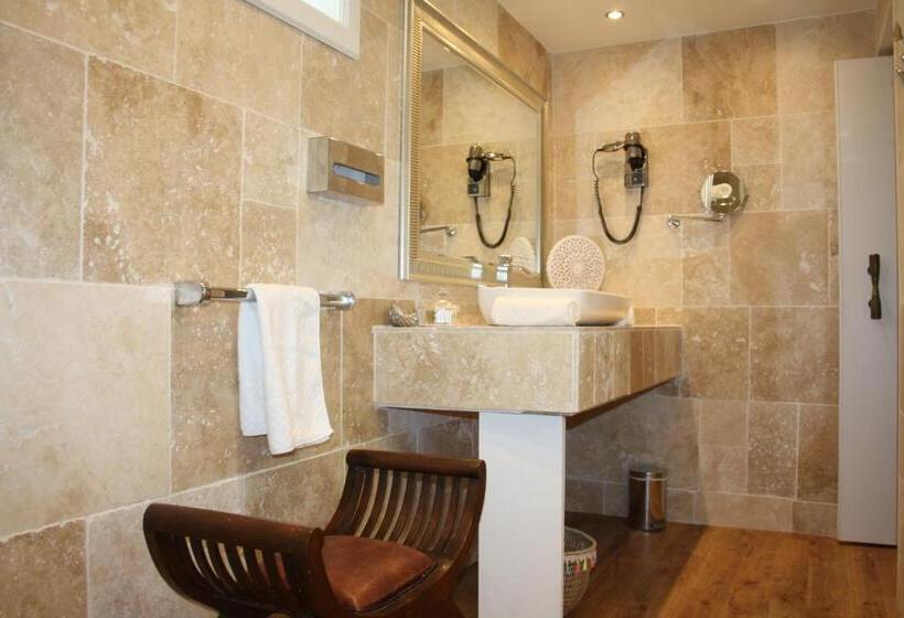 اتاق لوکس با تخت بزرگ, Mas Angelussi   Le Clos Du Soleil
