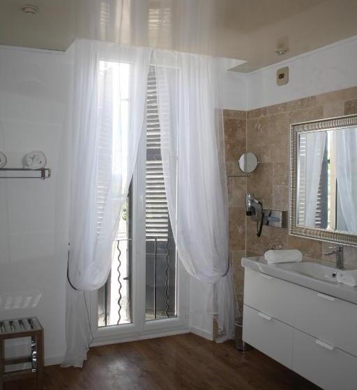 اتاق سوپریور با تخت بزرگ, Mas Angelussi   Le Clos Du Soleil