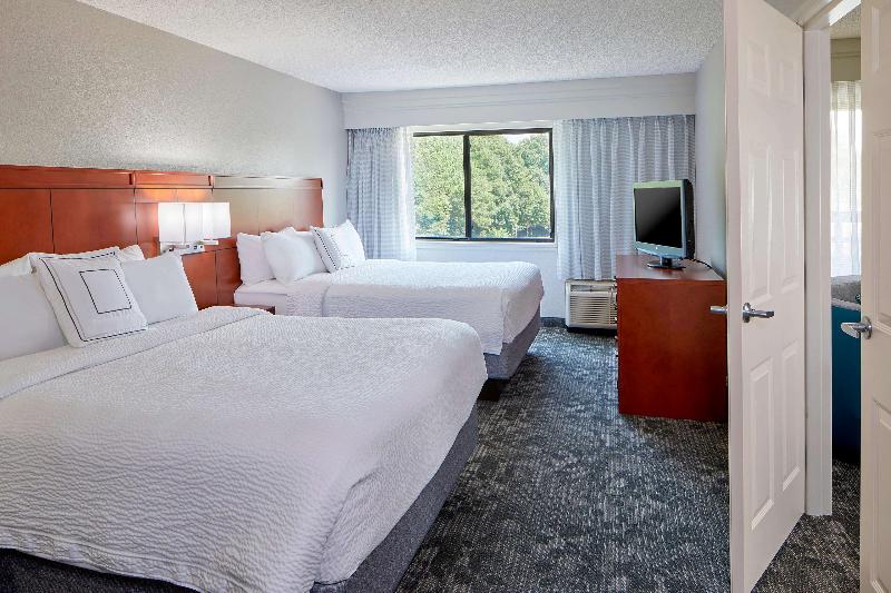 اتاق استاندارد با تخت بزرگ برای معلولان, Quality Inn Greenville Near University