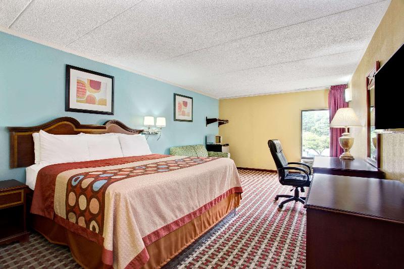 اتاق استاندارد با تخت بزرگ, Super 8 By Wyndham Raleigh Downtown South