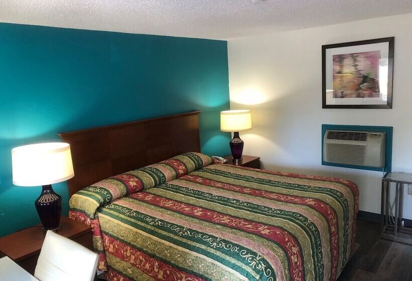 اتاق استاندارد با تخت دوبل, Econo Lodge