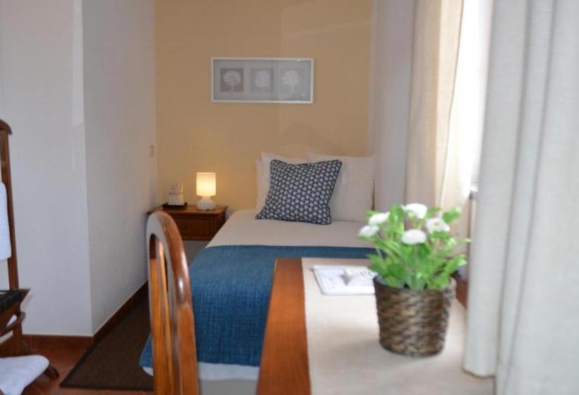 Single Basic Room, Beira Rio