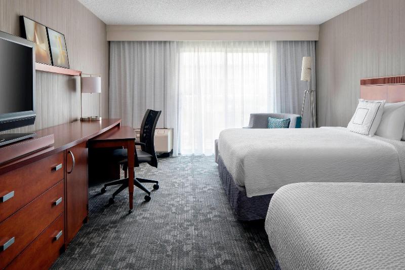 سوییت, Courtyard By Marriott San Mateo Foster City