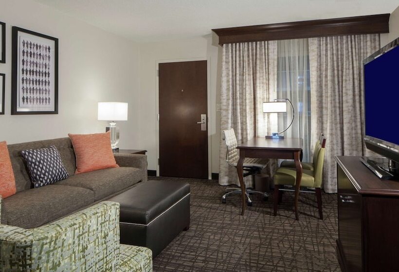 Suite 2 Dormitoris, Embassy Suites By Hilton Philadelphia Airport
