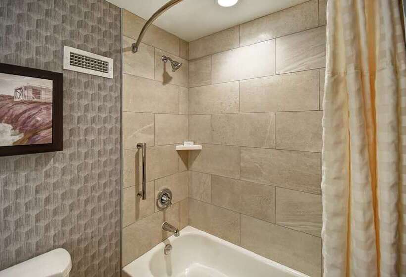 סוויטת פרמיום, Embassy Suites Little Rock