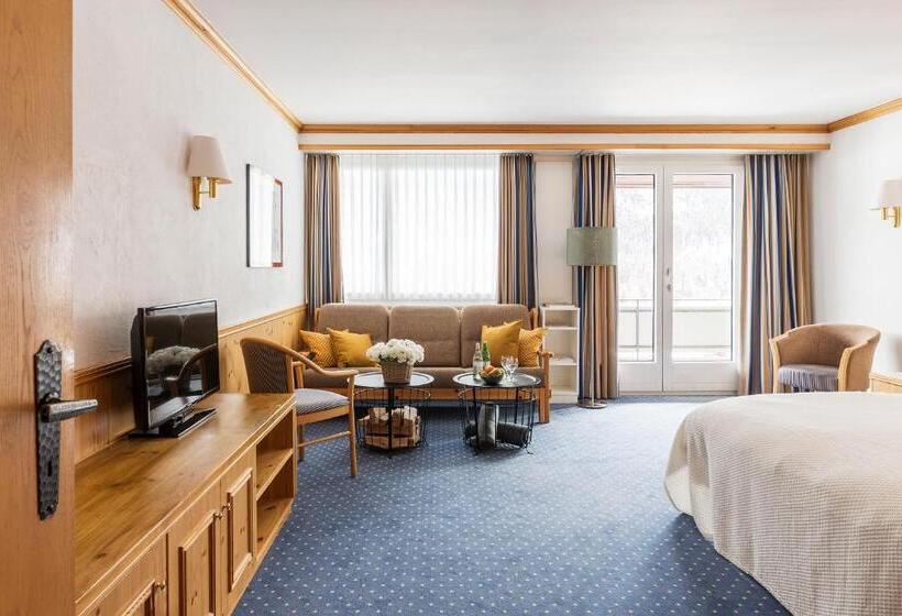اتاق لوکس با چشم‌انداز, Europa Suites St Moritz