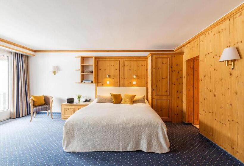 اتاق سوپریور با بالکن, Europa Suites St Moritz