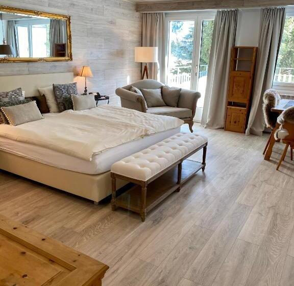 سوییت خانوادگی, Europa Suites St Moritz