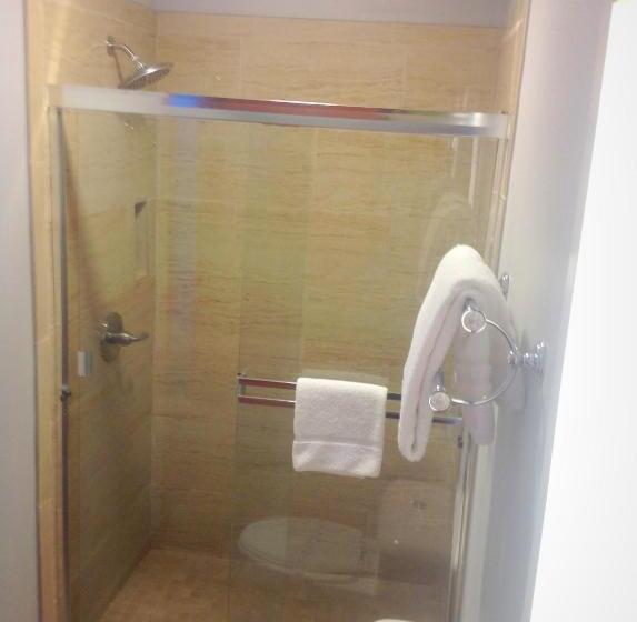 اتاق استاندارد با 2 تخت دوبل, Fairbridge Inn & Suites Gateway To Yosemite