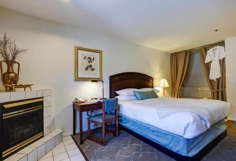 اتاق لوکس با تخت بزرگ, Forest Villas