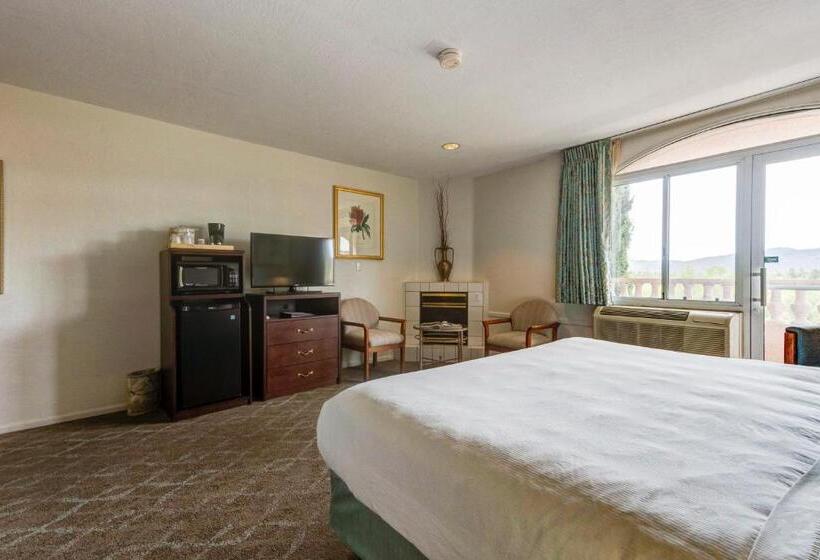 اتاق سوپریور با تخت بزرگ, Forest Villas
