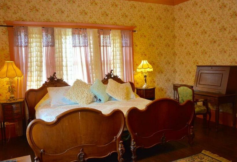 اتاق استاندارد, Manoa Valley Inn
