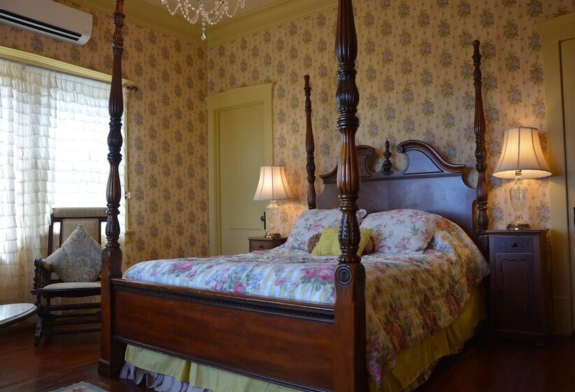 اتاق استاندارد, Manoa Valley Inn