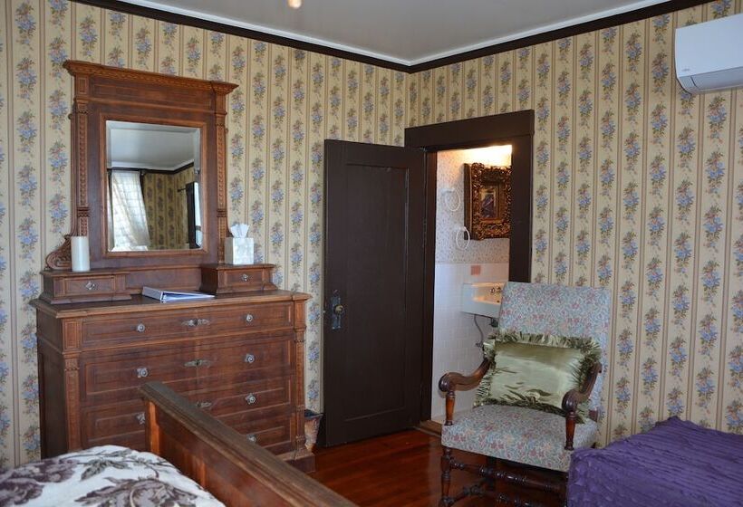 اتاق استاندارد, Manoa Valley Inn