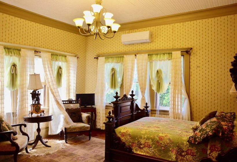 اتاق استاندارد, Manoa Valley Inn