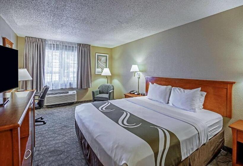 اتاق استاندارد با تخت بزرگ, Spark By Hilton Modesto