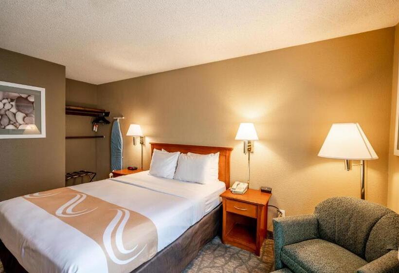 اتاق استاندارد برای معلولان, Spark By Hilton Modesto