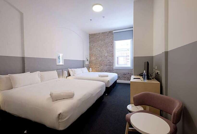 Quarto Familiar, The Ultimo Sydney