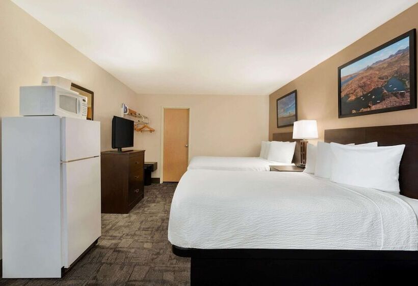 Suite Deluxe, Travelodge By Wyndham Lake Havasu