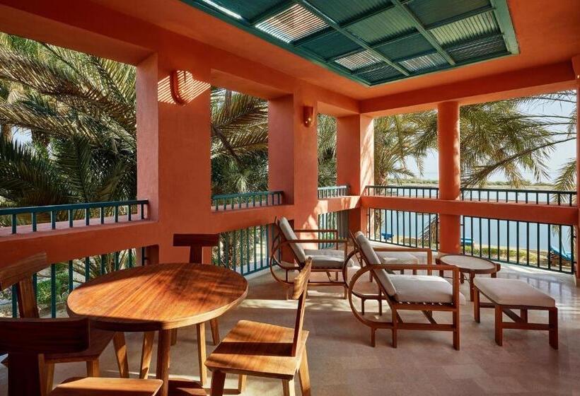 سوئیت اجرایی با تخت کینگ, Sheraton Miramar Resort El Gouna