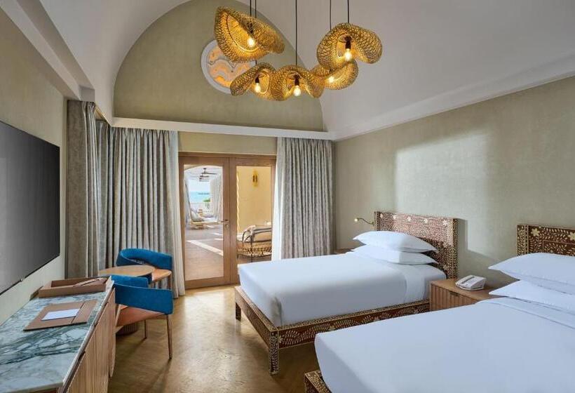 سوئیت ریاست جمهوری سه خوابه, Sheraton Miramar Resort El Gouna