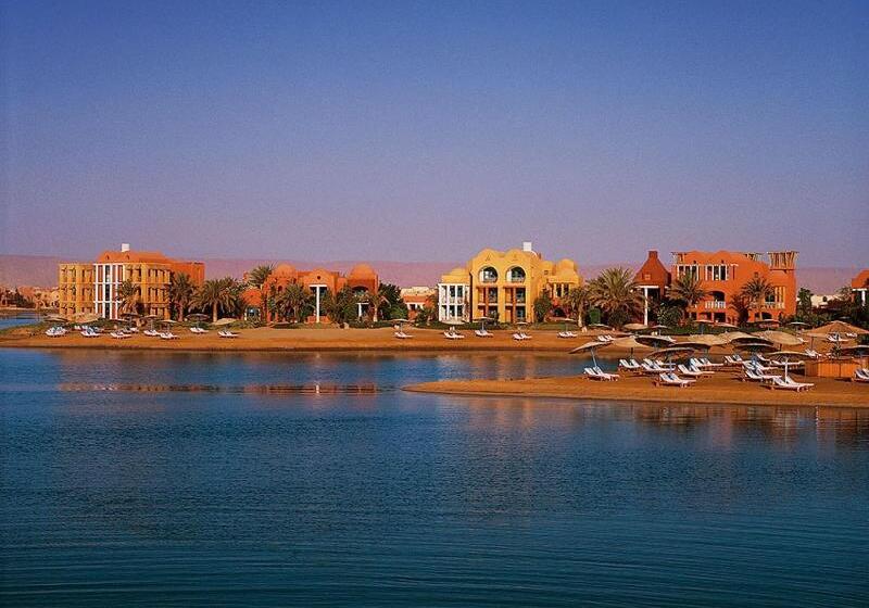 سوئیت اجرایی با تخت کینگ, Sheraton Miramar Resort El Gouna