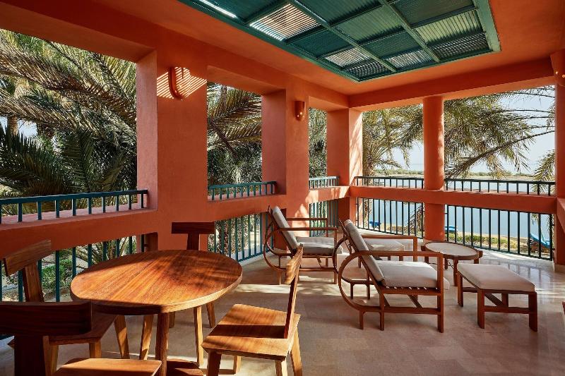 سوئیت اجرایی با تخت کینگ, Sheraton Miramar Resort El Gouna