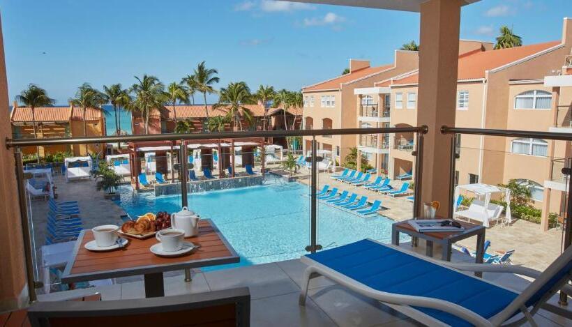 سوییت, Divi Dutch Village Beach Resort