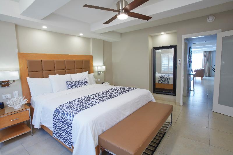 سوییت, Divi Dutch Village Beach Resort