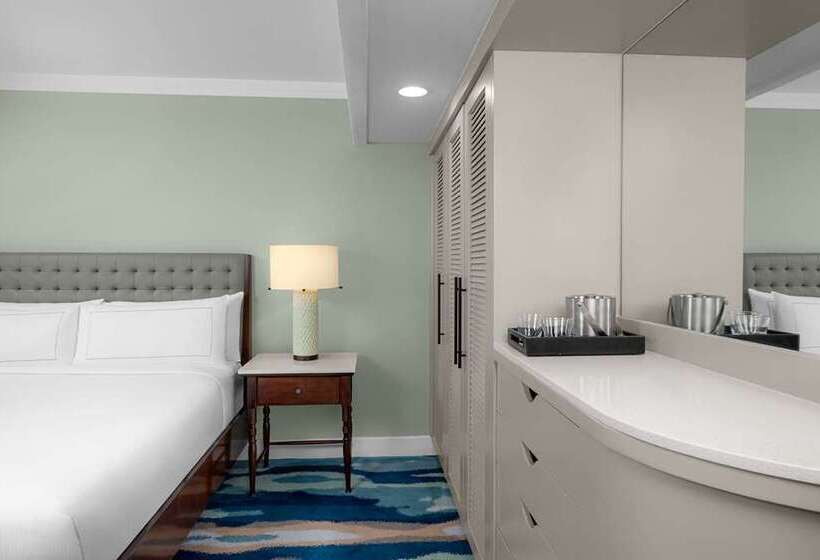 اتاق استاندارد با چشم‌انداز دریا, Hilton Aruba Caribbean Resort And Casino