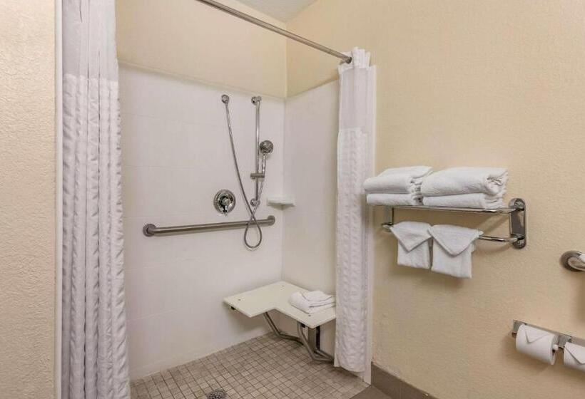 Suite Adapted for people with reduced mobility, Comfort Suites Maingate East Kissimmee