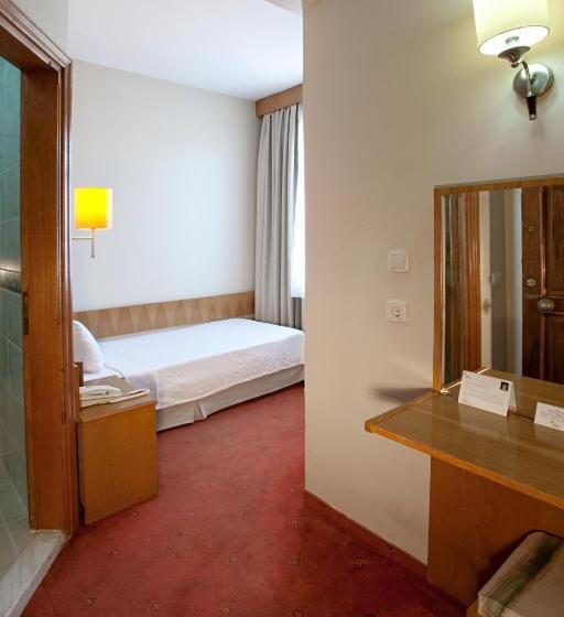 Standard Single Room, Ilkay