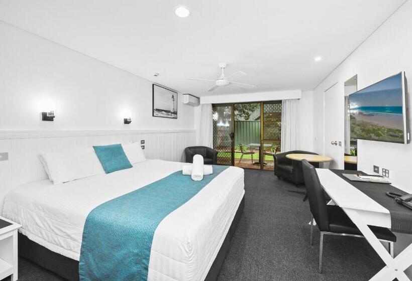 اتاق لوکس با تخت بزرگ, Macquarie Barracks Motor Inn