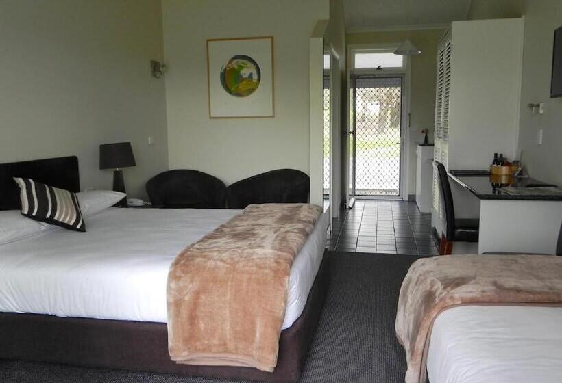 سوییت, Moore Park Inn