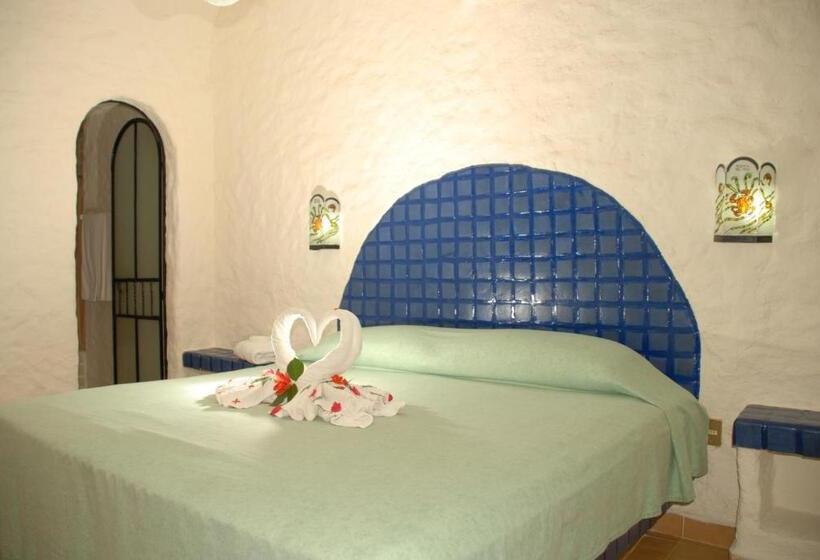 سوییت لوکس, Puerta Del Mar