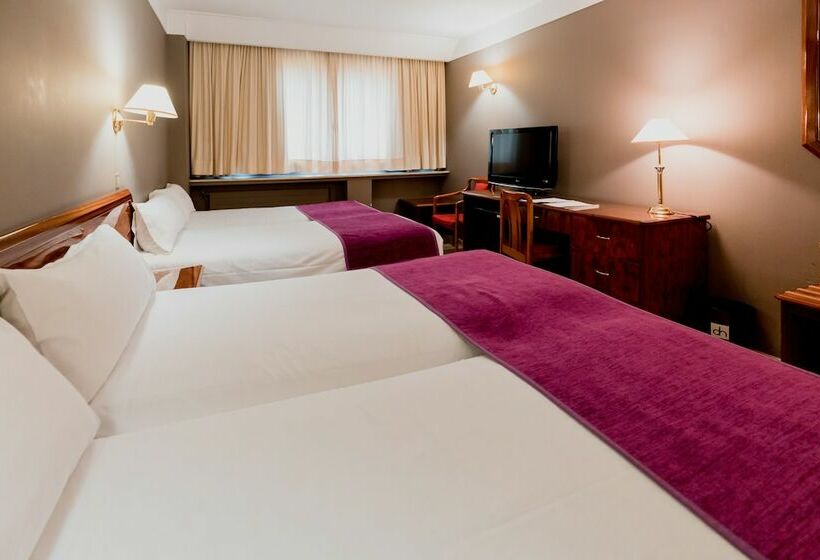 Standard Quadruple Room, Sercotel Delfos Andorra