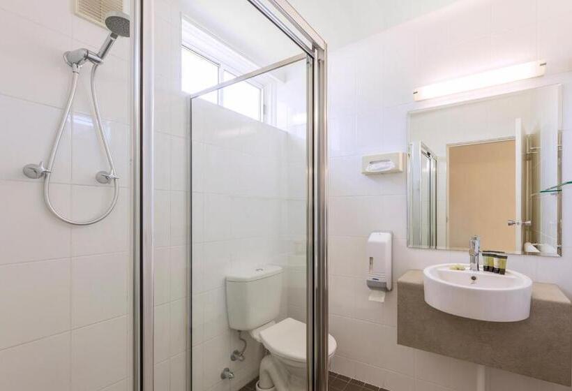 اتاق استاندارد, Breakfree Queanbeyan
