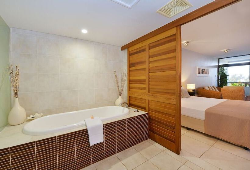 استودیوی استاندارد, Club Tropical Resort   Official Onsite Reception & Check In