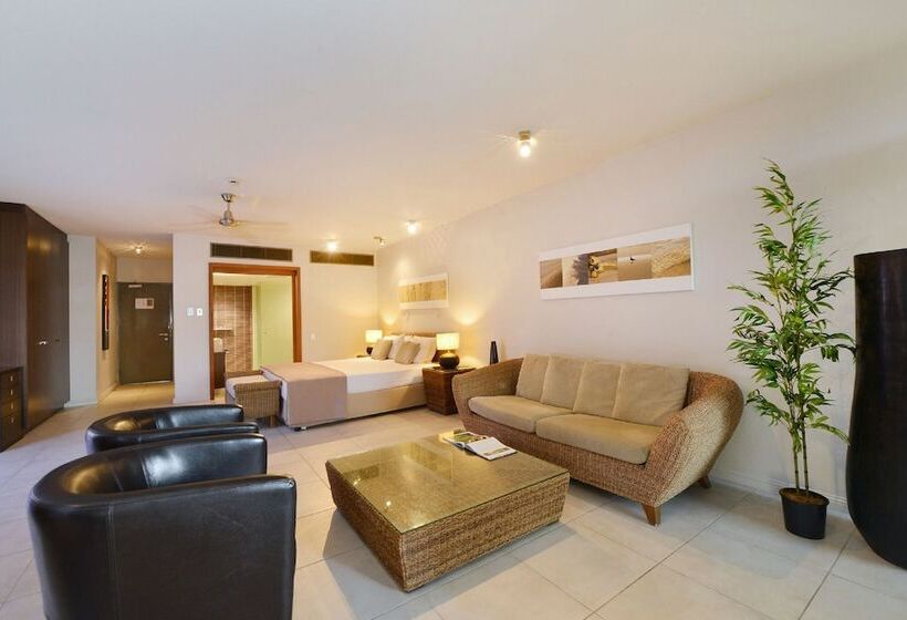 استودیوی استاندارد, Club Tropical Resort   Official Onsite Reception & Check In