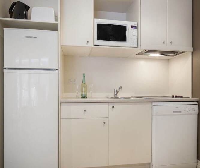 آپارتمان 2 خوابه, Comfort Hotel Melbourne Central