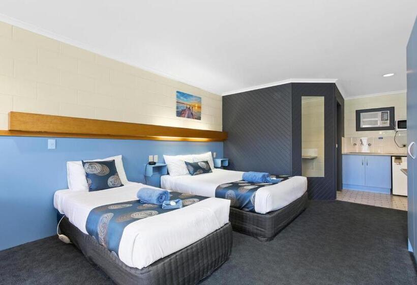 سوئیت برای معلولان, Cunningham Shore Motel
