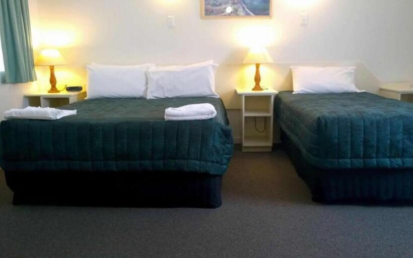 اتاق استاندارد چهار تخته, Southport Motel & Apartments