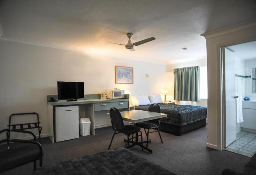 اتاق استاندارد چهار تخته, Southport Motel & Apartments